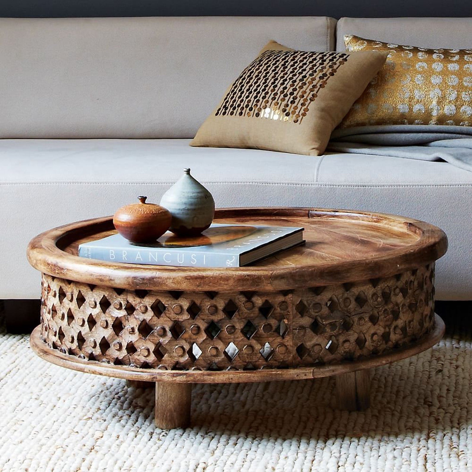 JAALI Round Coffee Table Mango Wood Handcrafted